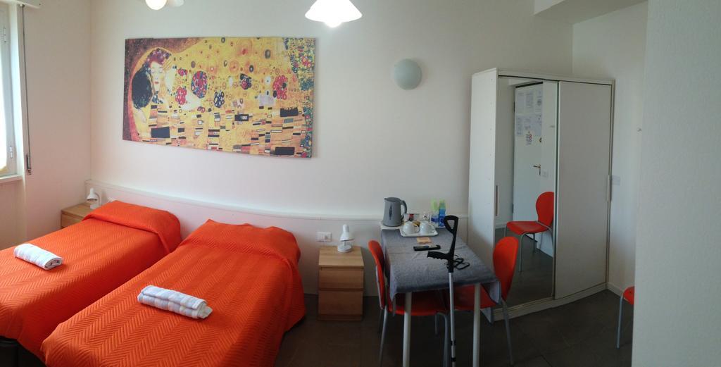 B&B Bonomelli แบร์กาโม ภายนอก รูปภาพ
